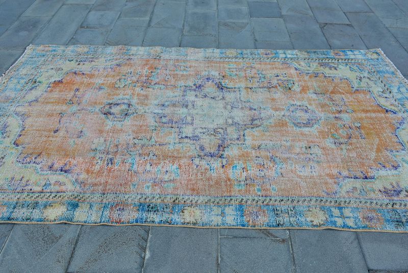 XL Vintage Turkish Accent Area rug 5.2 x 9.1 ft