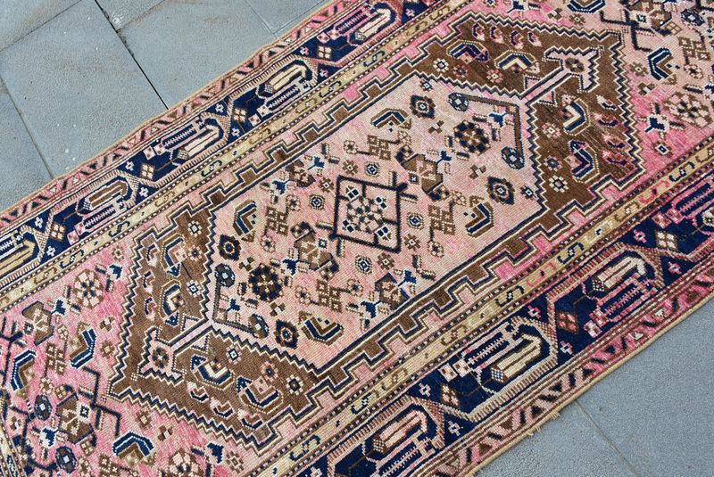 Vintage Persian Accent Area Rug 3.5 x 6.5 ft