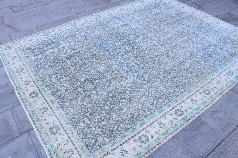 XL Vintage Turkish Accent Area rug 6.6 x 9.1 ft