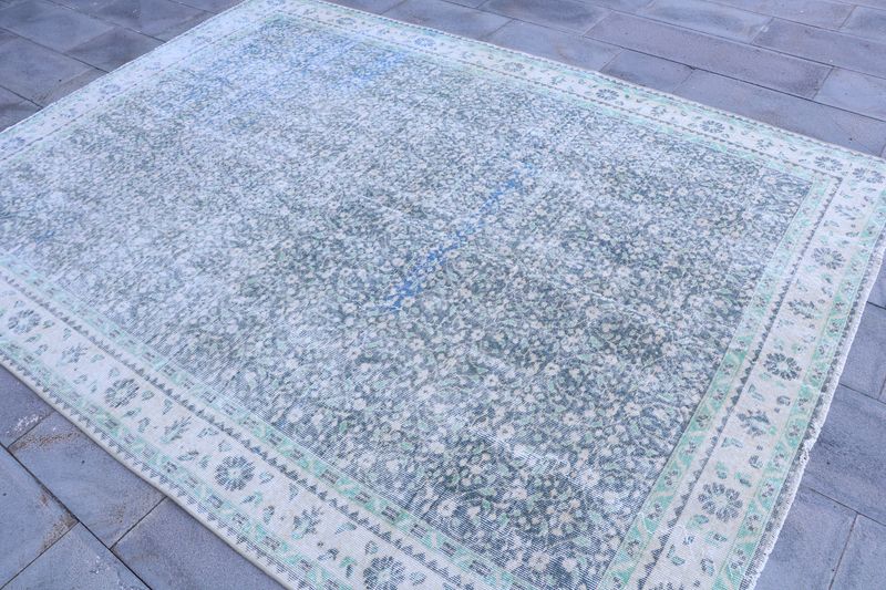 XL Vintage Turkish Accent Area rug 6.6 x 9.1 ft