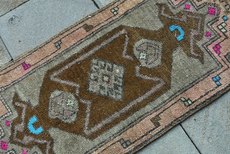 Vintage Turkish Mini Rug 1.4 x 2.8 ft