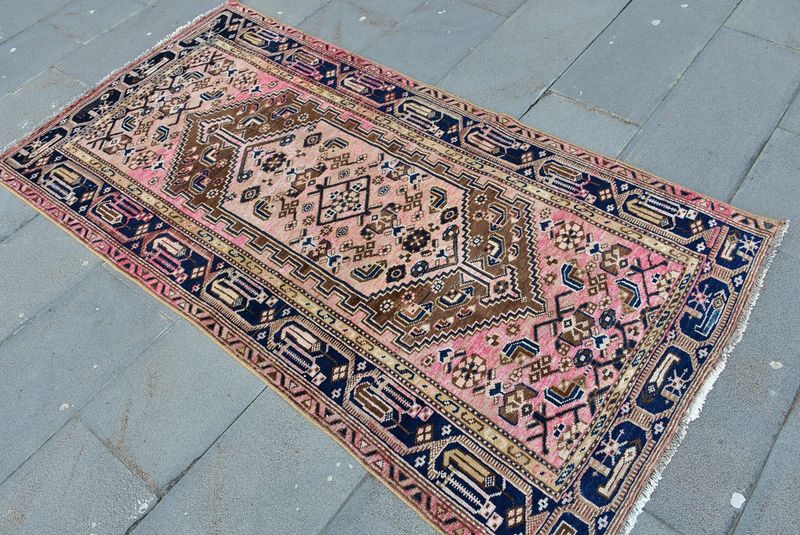 Vintage Persian Accent Area Rug 3.5 x 6.5 ft