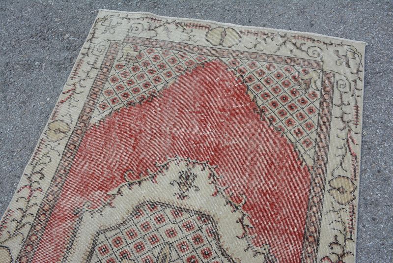 Vintage Turkish Accent Area rug 3.3 x 6.4 ft