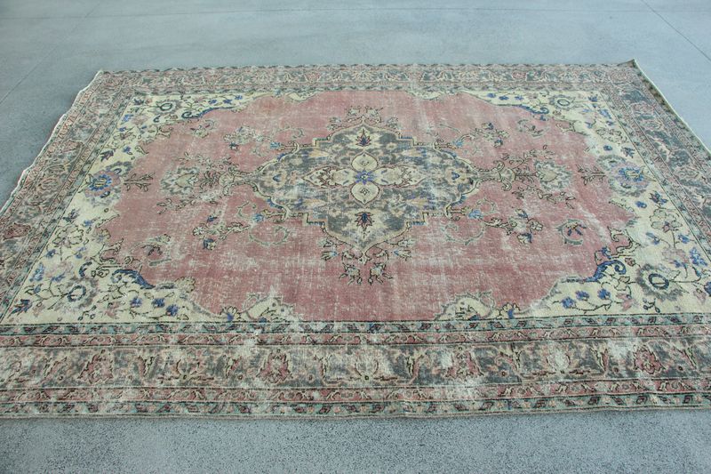 XL Vintage Turkish Accent Area Rug 7 x 9.4 ft