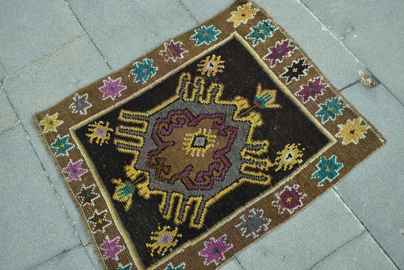Vintage Turkish Mini Rug 2 x 2.4 ft