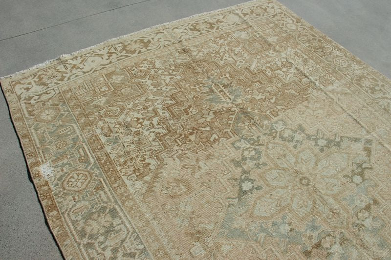 XL Vintage Turkish Accent Area Rug 6.2 x 9.5 ft