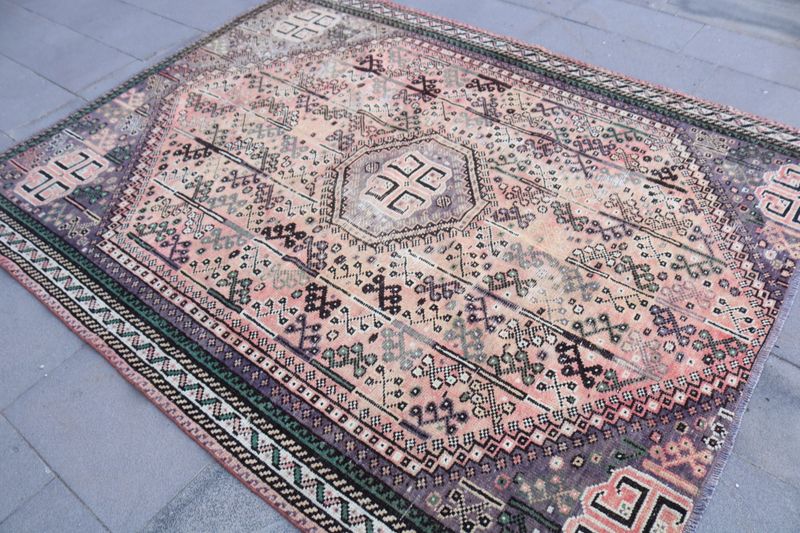 Vintage Turkish Accent Area rug 6.2 x 7.7 ft