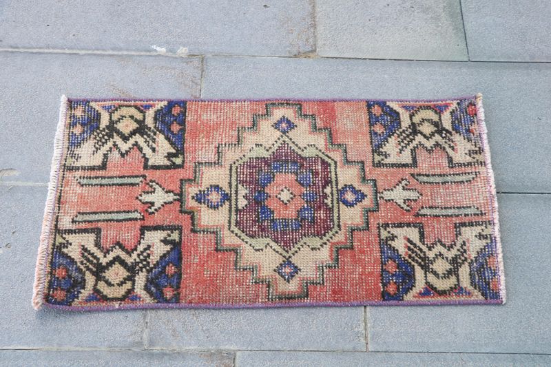 Vintage Turkish Mini Rug 1.4 x 2.6 ft