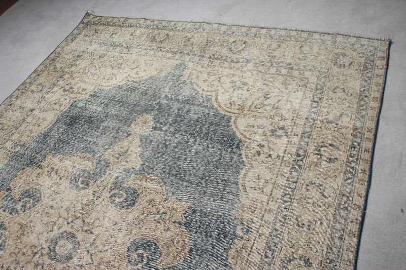 XL Vintage Turkish Accent Area Rug 7.2 x 10.2 ft