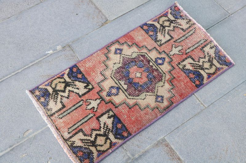 Vintage Turkish Mini Rug 1.4 x 2.6 ft