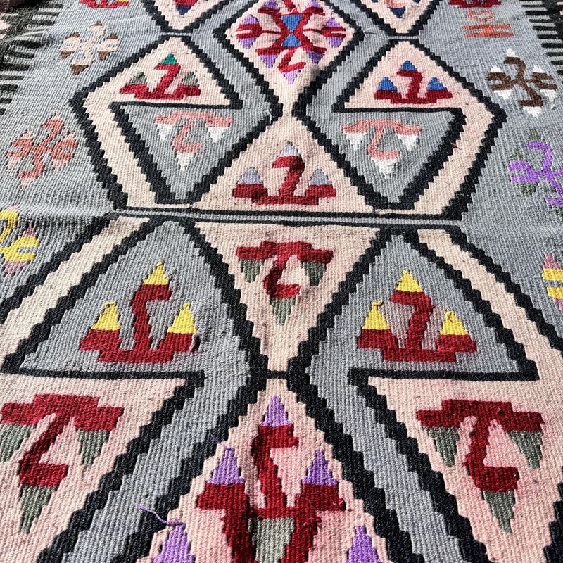 Vintage Turkish Accent Area rug 4 x 6.8 ft