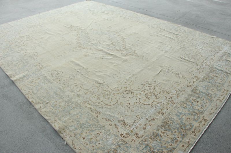 XL Vintage Turkish Accent Area Rug 9.5 x 13.3 ft