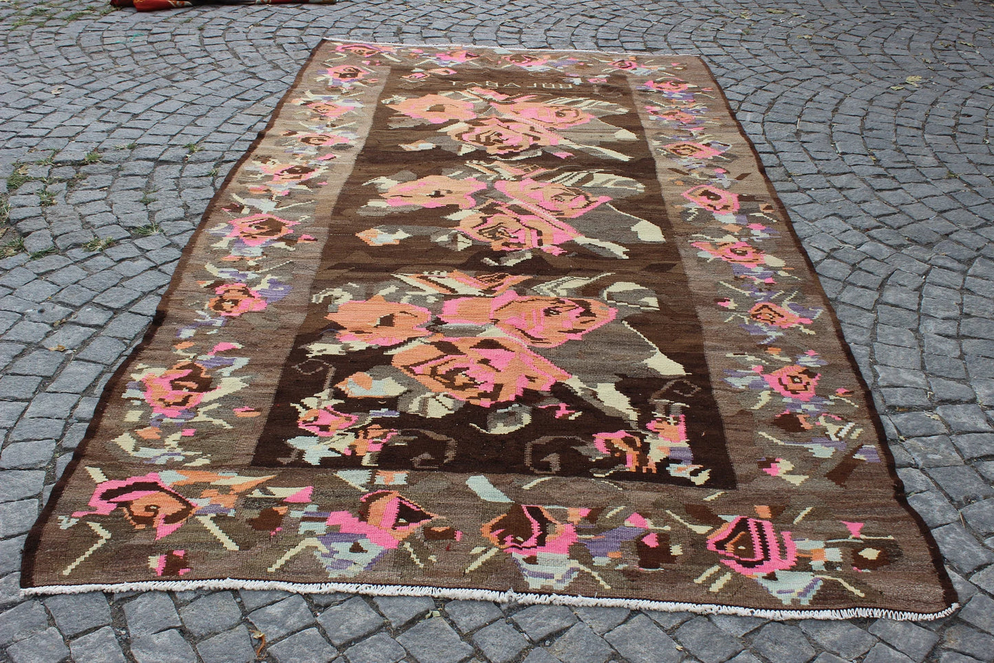 XL Vintage Soumak Accent Area Rug 5.4 x 10.ft