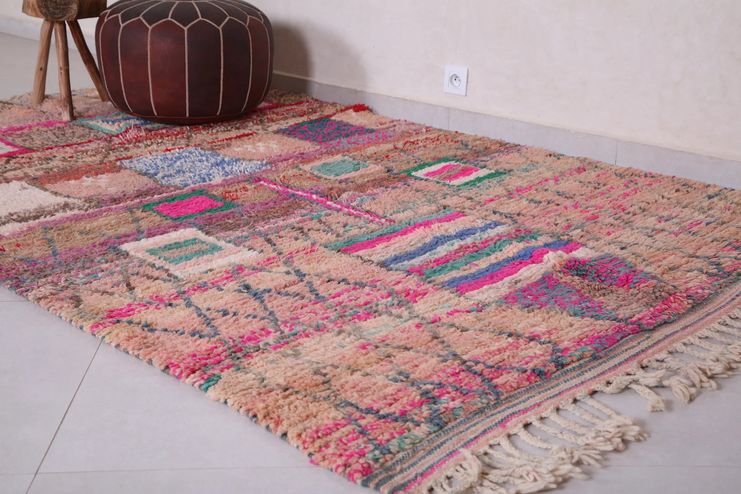 XL Vintage Moroccan Accent Area Rug 5.1 x 8.6 ft