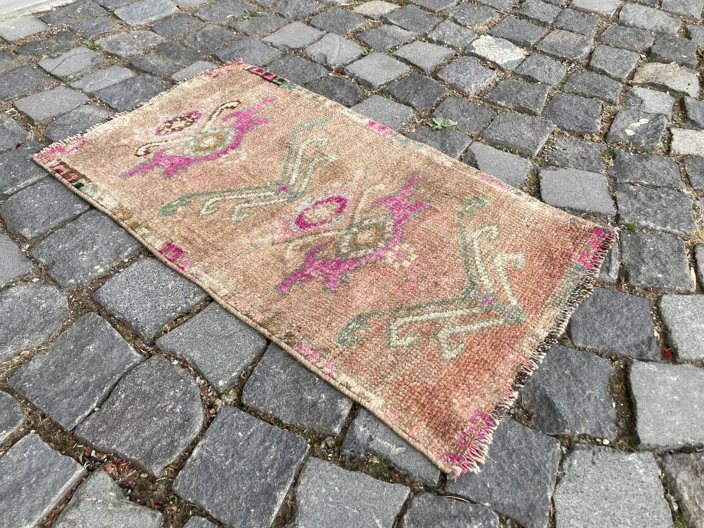 Vintage Turkish Mini Rug 1.4 x 2.5 ft
