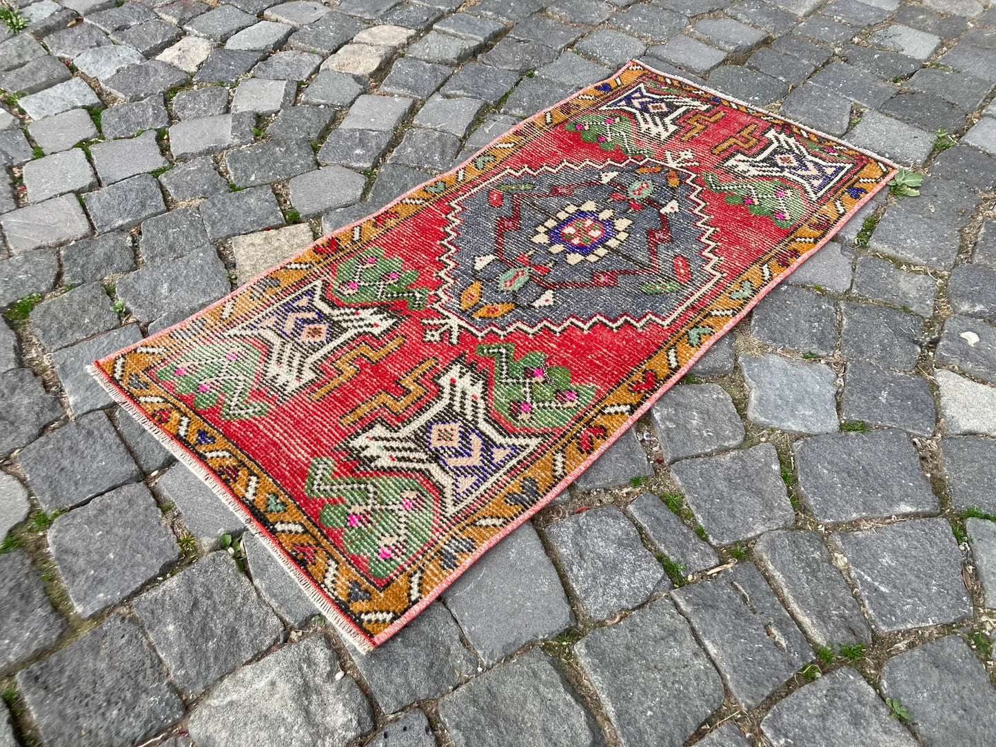 Vintage Turkish Mini Rug 1.6 x 3.2 ft