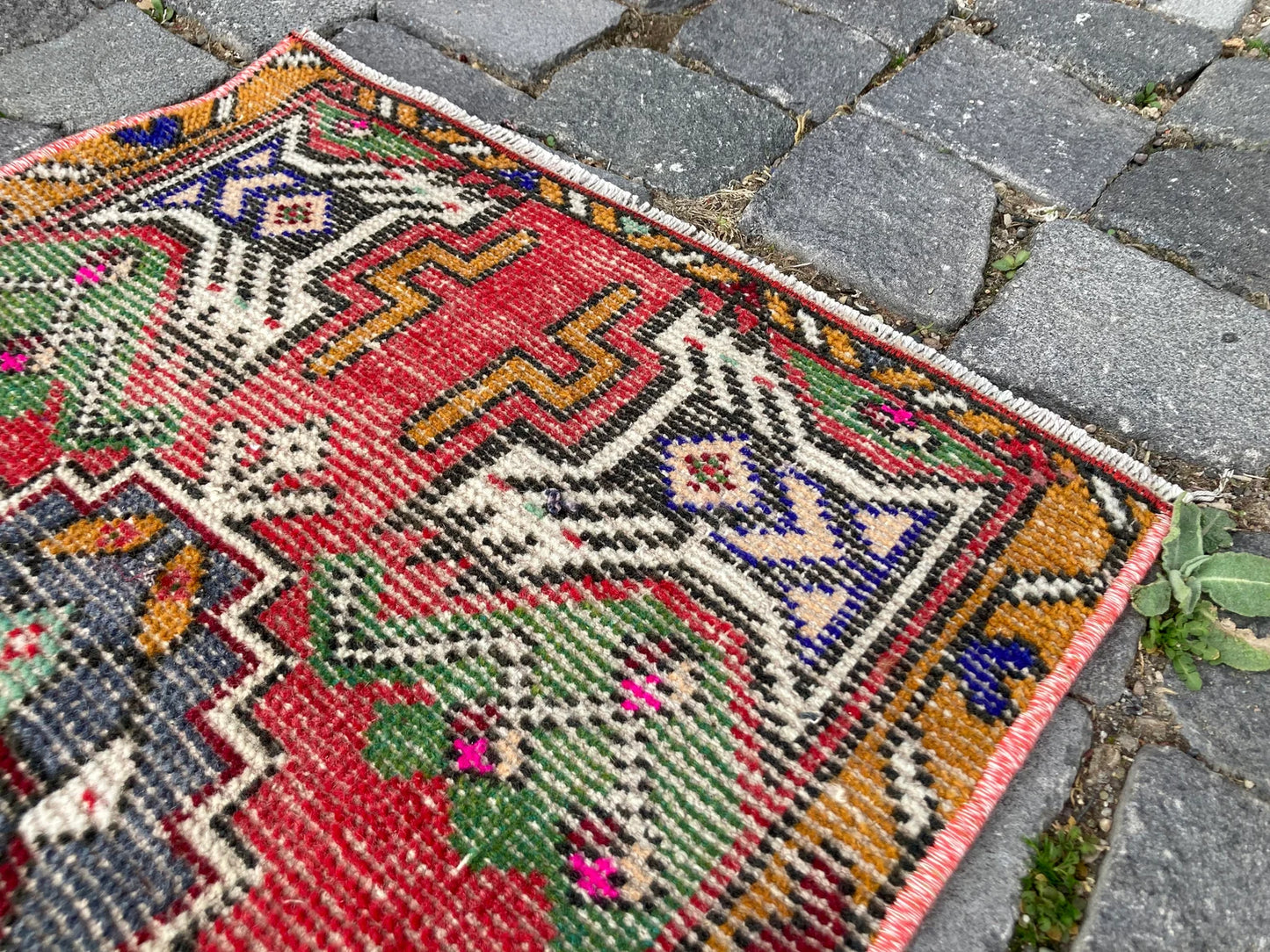 Vintage Turkish Mini Rug 1.6 x 3.2 ft