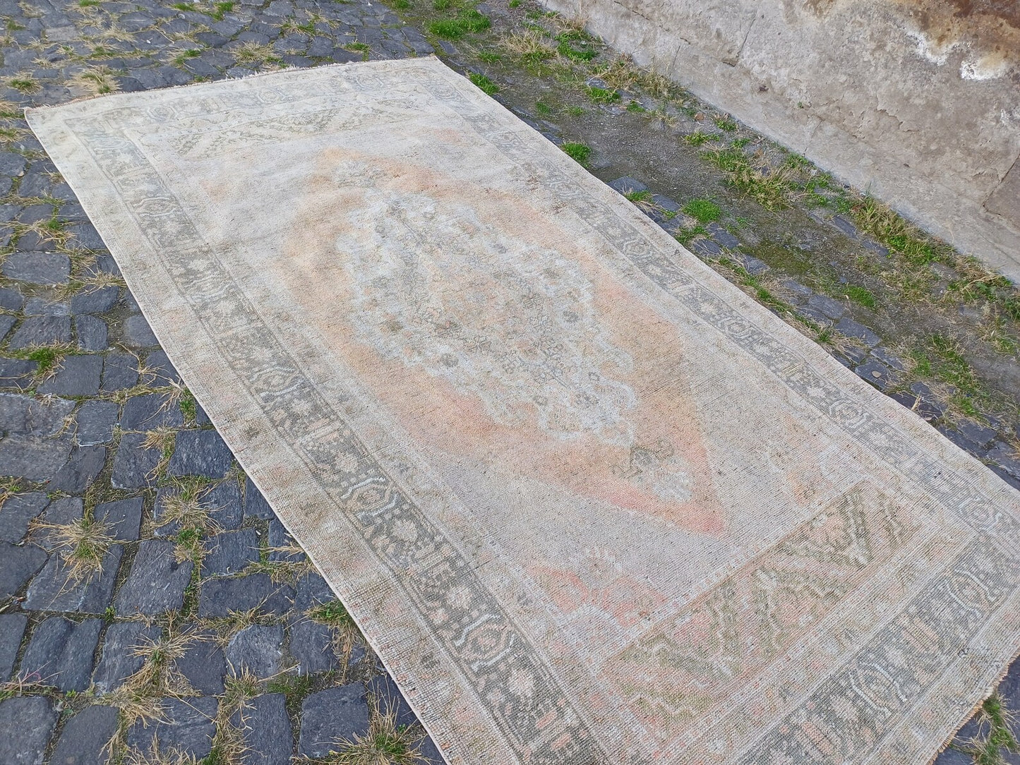 Vintage Turkish Accent Area rug 5.1 x 9 ft