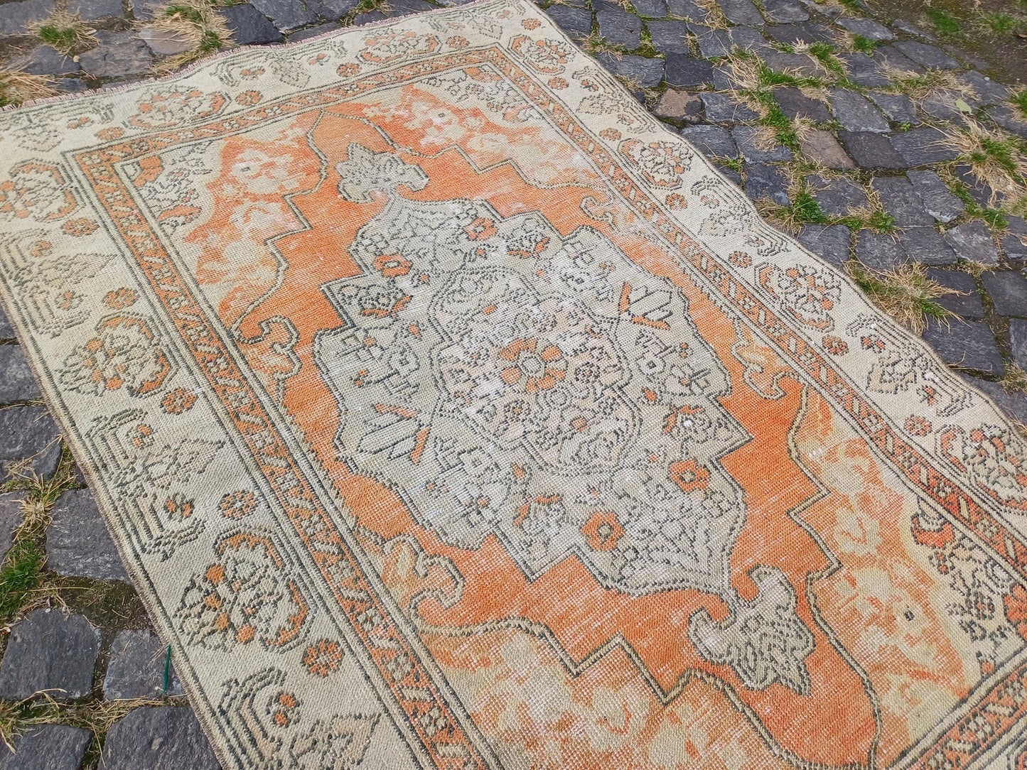 Vintage Turkish Accent Area rug 3.3 x 5.1 ft