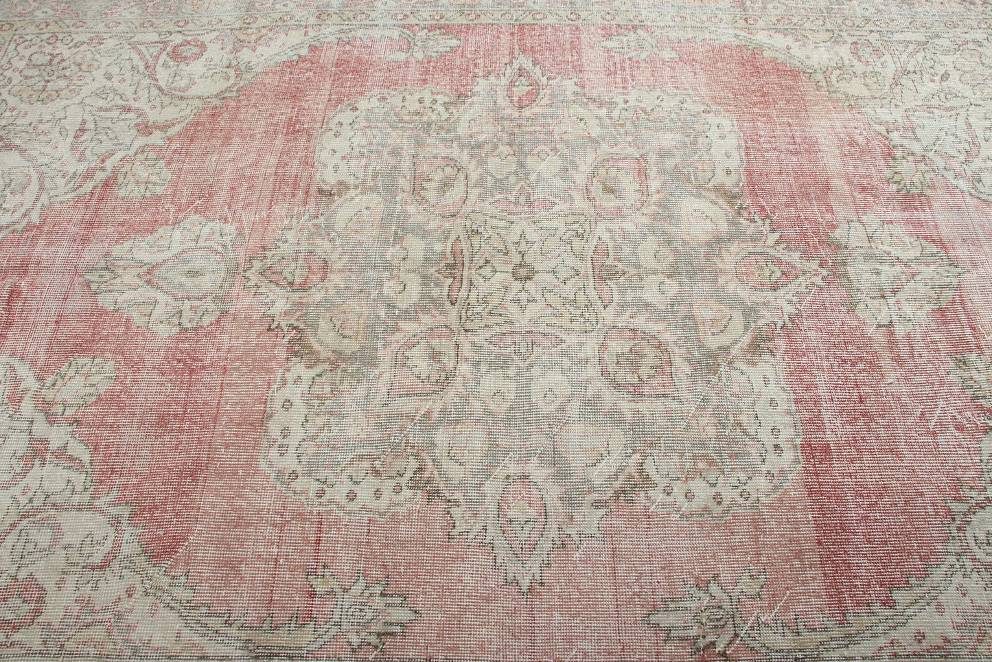 XL Vintage Turkish Accent Area Rug 6.2 x 8.7 ft