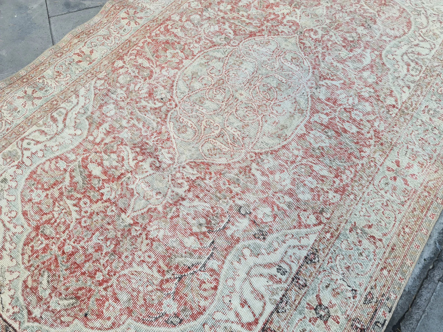 XL Vintage Turkish Accent Area Rug 5.5 x 9.2 ft
