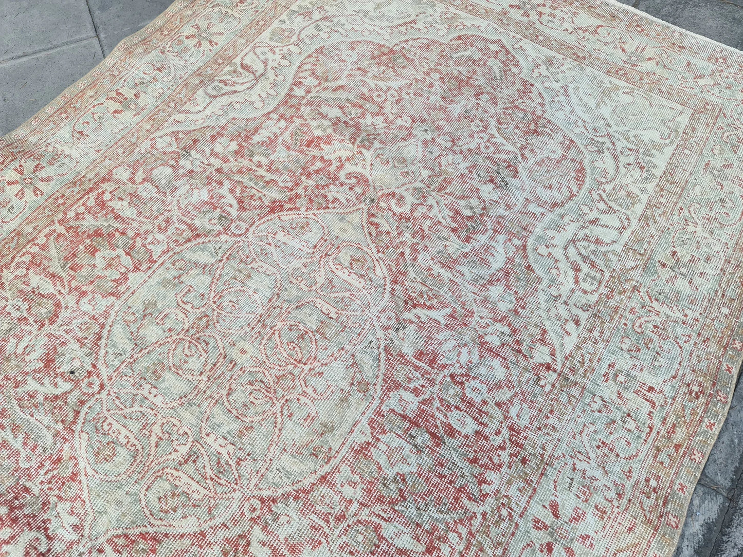 XL Vintage Turkish Accent Area Rug 5.5 x 9.2 ft