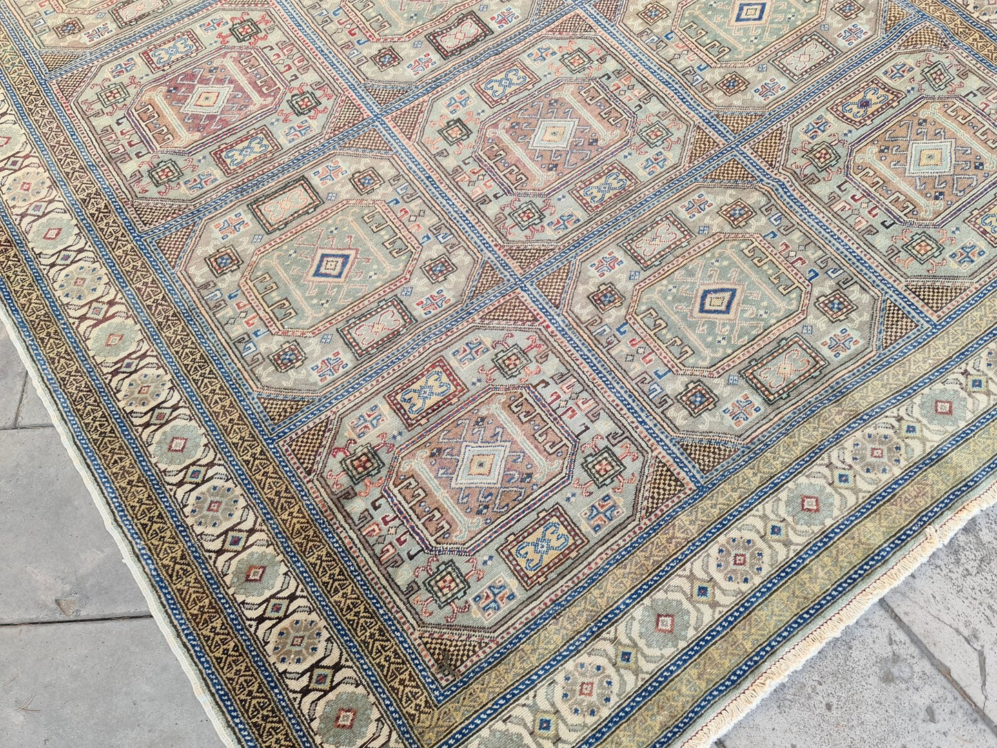 XL Vintage Turkish Accent Area Rug 6.6 x 9.5 ft