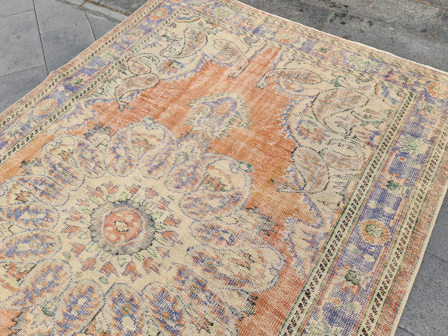 XL Vintage Turkish Accent Area Rug 6.4 x 10.2 ft