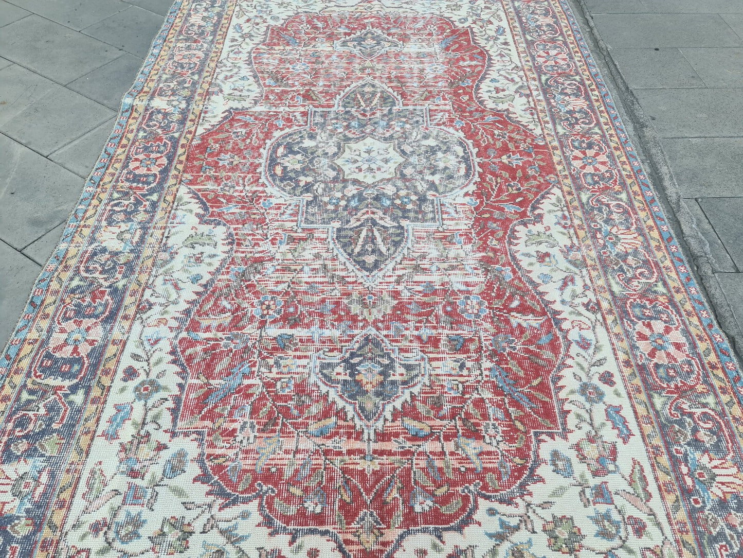 XL Vintage Turkish Accent Area Rug 6 x 9.9 ft
