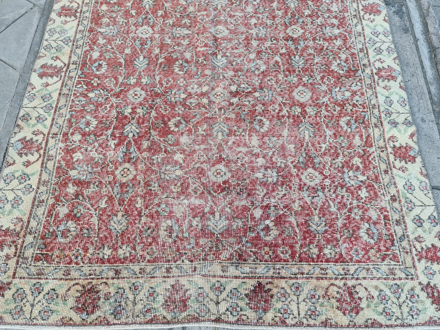 XL Vintage Turkish Accent Area Rug 5 x 8.6 ft