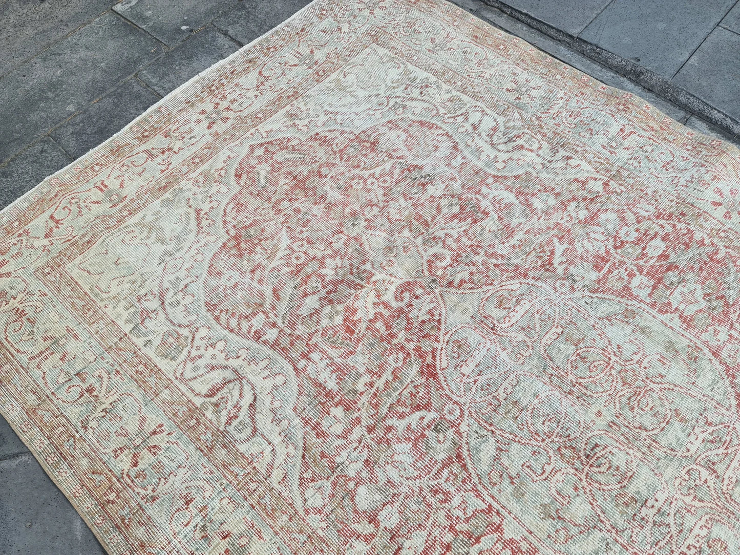 XL Vintage Turkish Accent Area Rug 5.5 x 9.2 ft