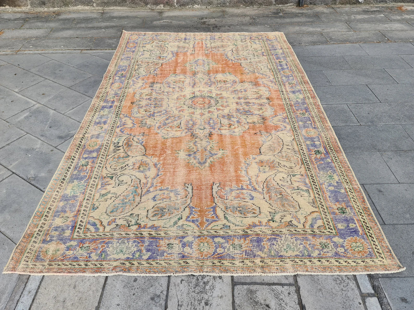 XL Vintage Turkish Accent Area Rug 6.4 x 10.2 ft