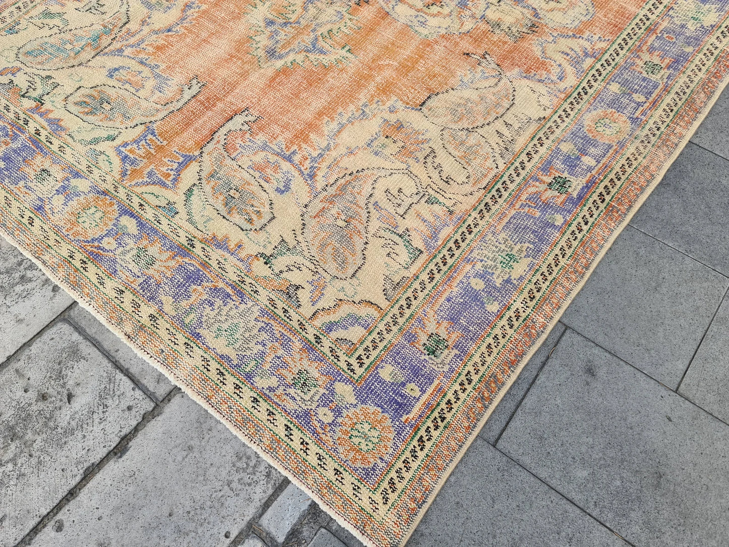 XL Vintage Turkish Accent Area Rug 6.4 x 10.2 ft