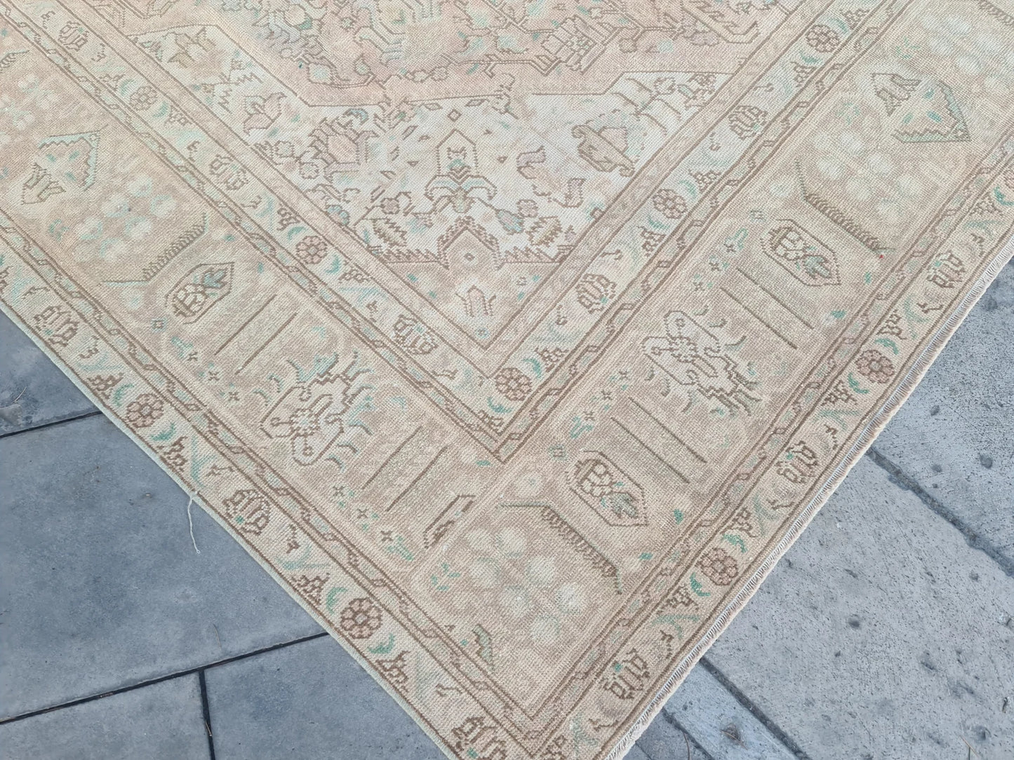 XL Vintage Turkish Accent Area Rug 6.3 x 9.7 ft