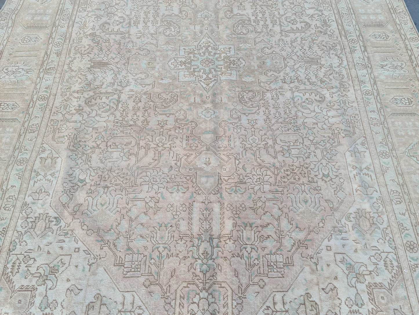 XL Vintage Turkish Accent Area Rug 6.3 x 9.7 ft