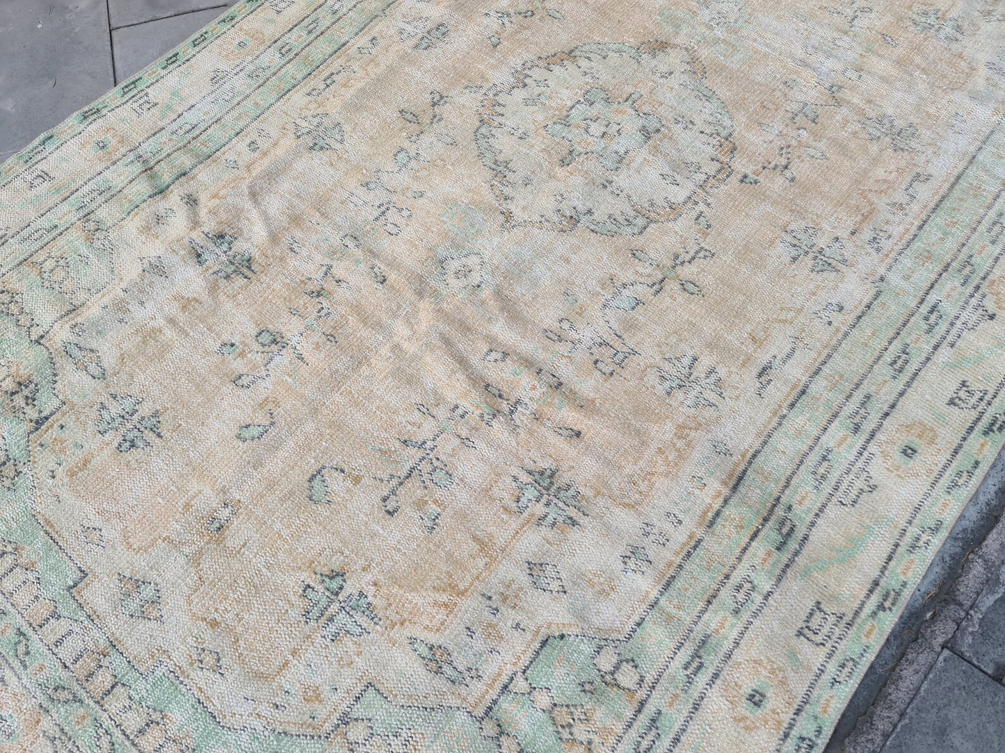 XL Vintage Turkish Accent Area Rug 6 x 9 ft