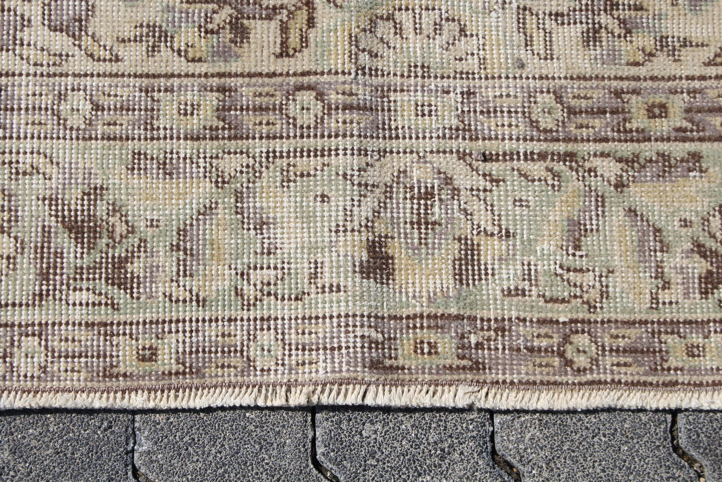Vintage Turkish Accent Area rug 4.4 x 8.3 ft