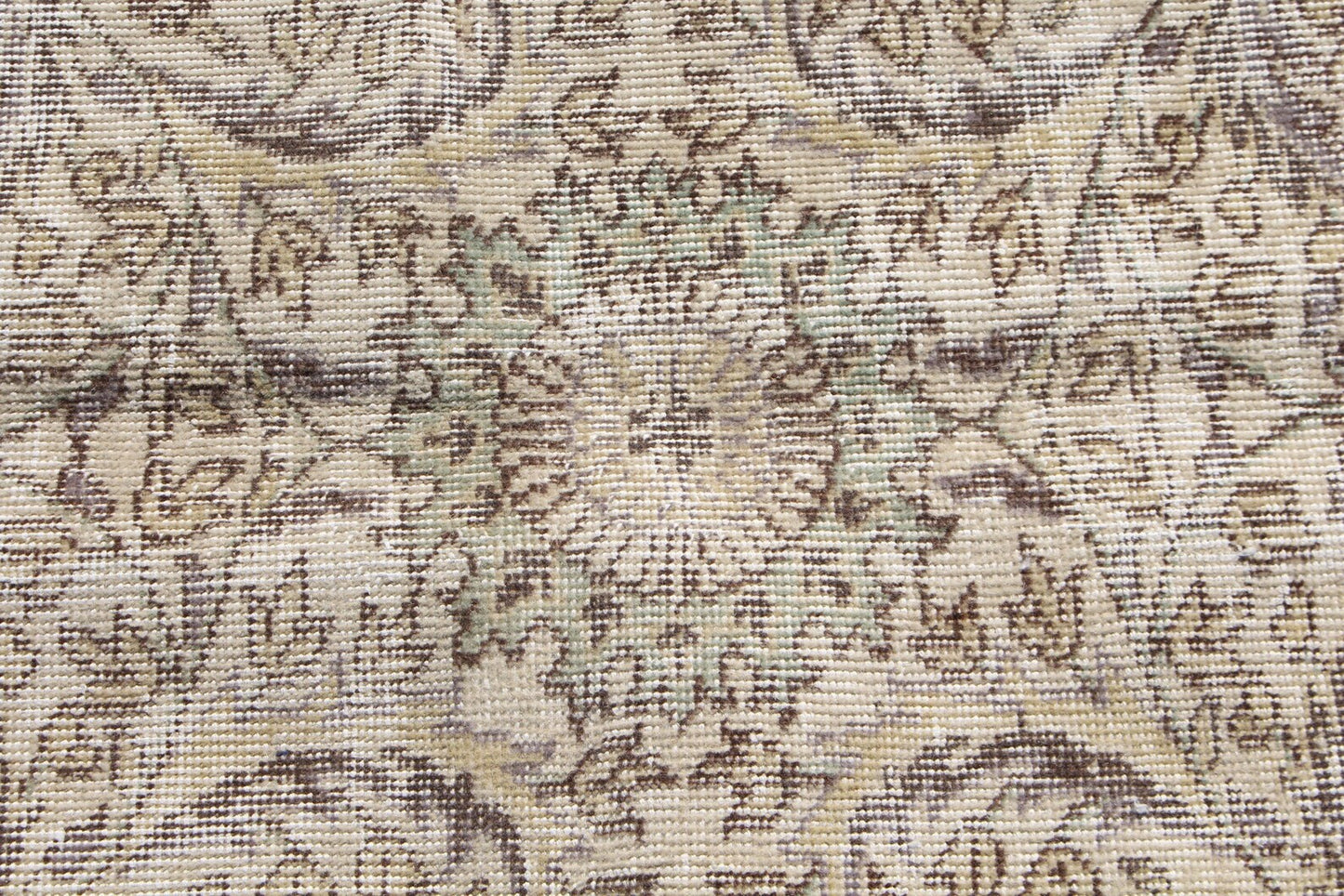 Vintage Turkish Accent Area rug 4.4 x 8.3 ft