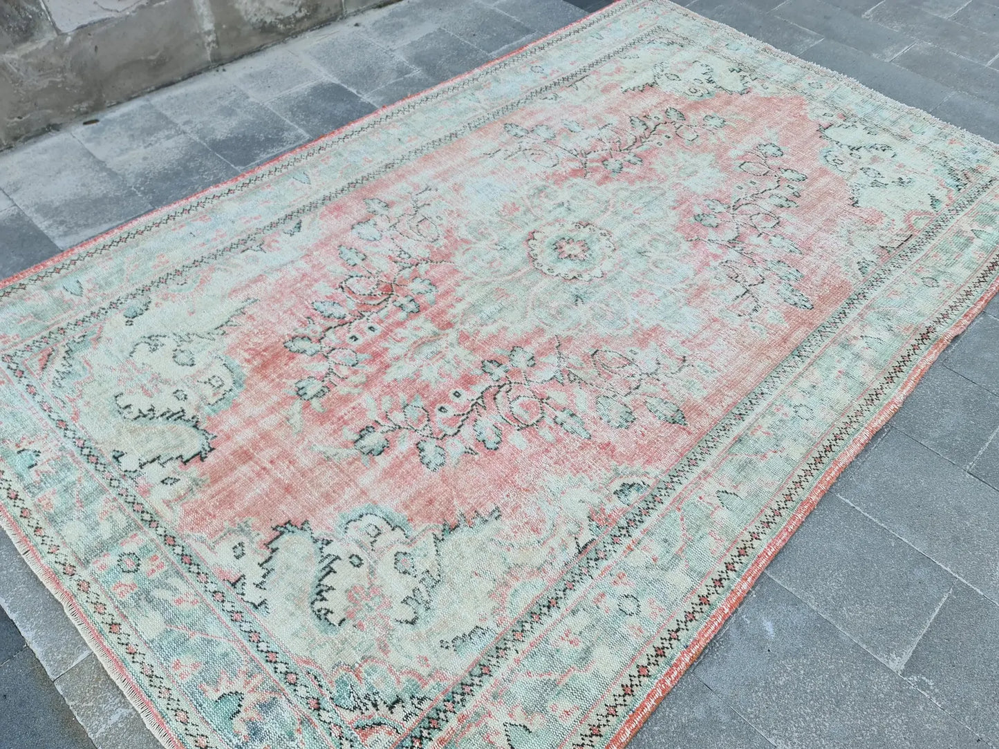 XL Vintage Turkish Accent Area Rug 6.7 x 10.6 ft