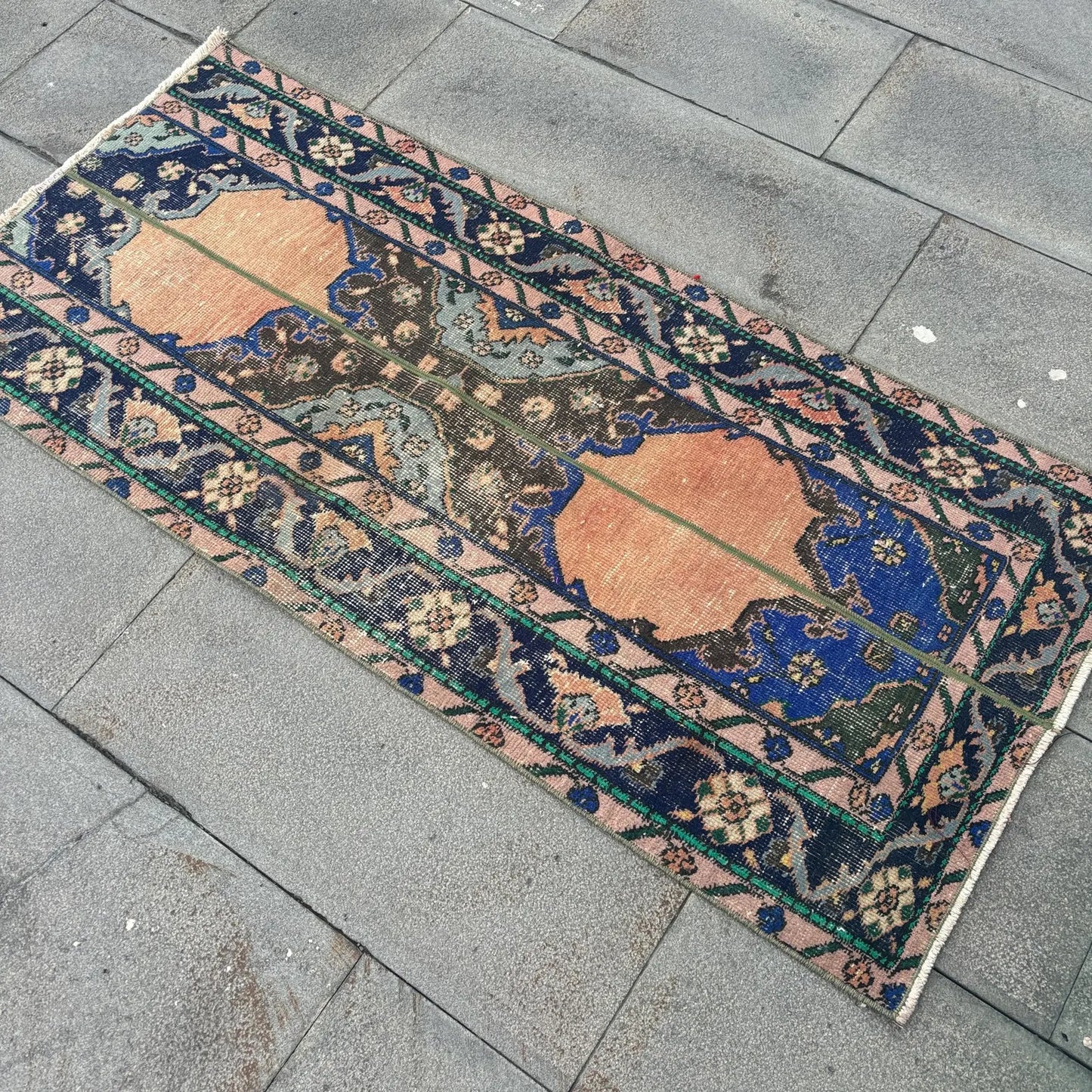 Vintage Turkish Accent Area rug 2.2 x 4.8 ft