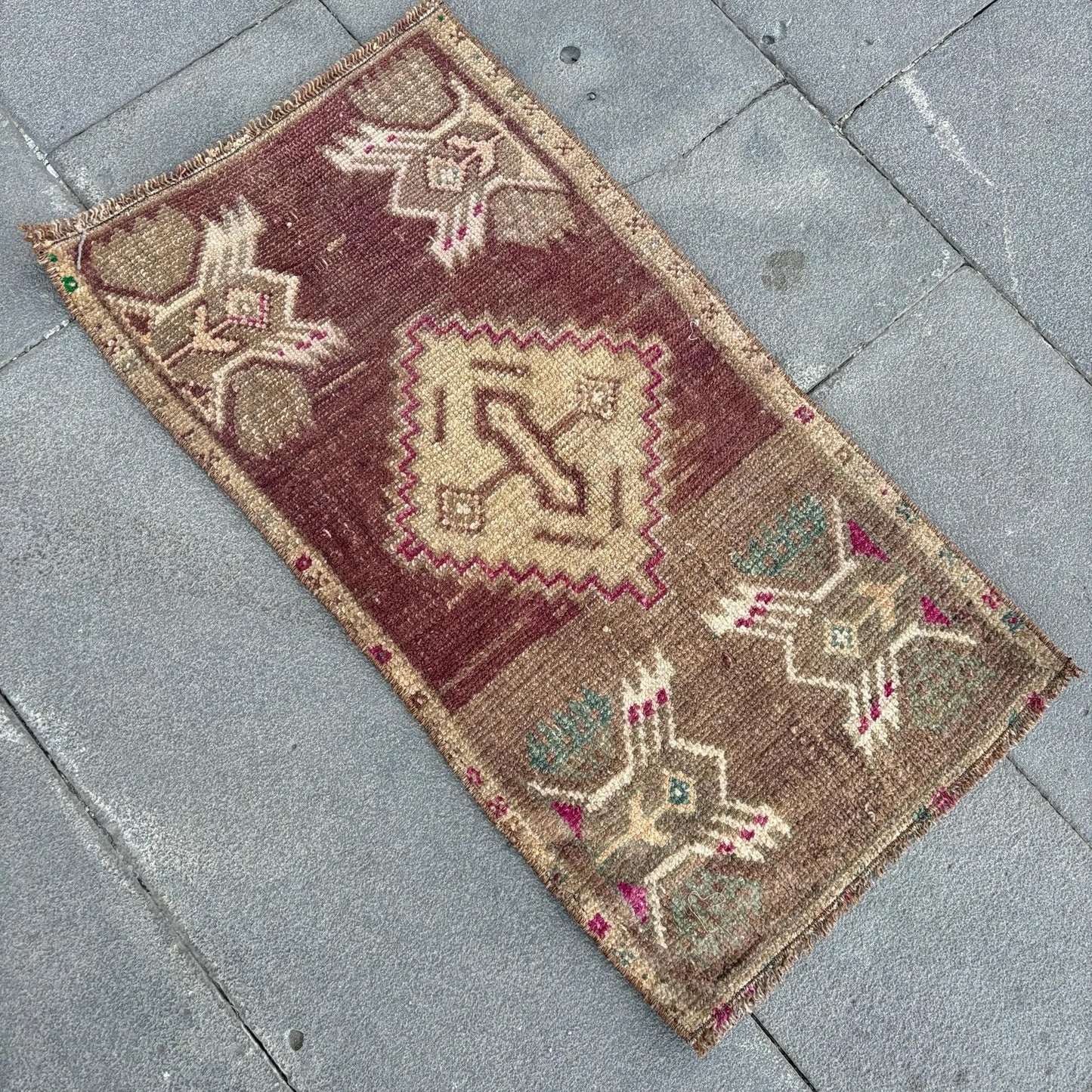 Vintage Turkish Mini Rug 1.5 X 2.8 ft