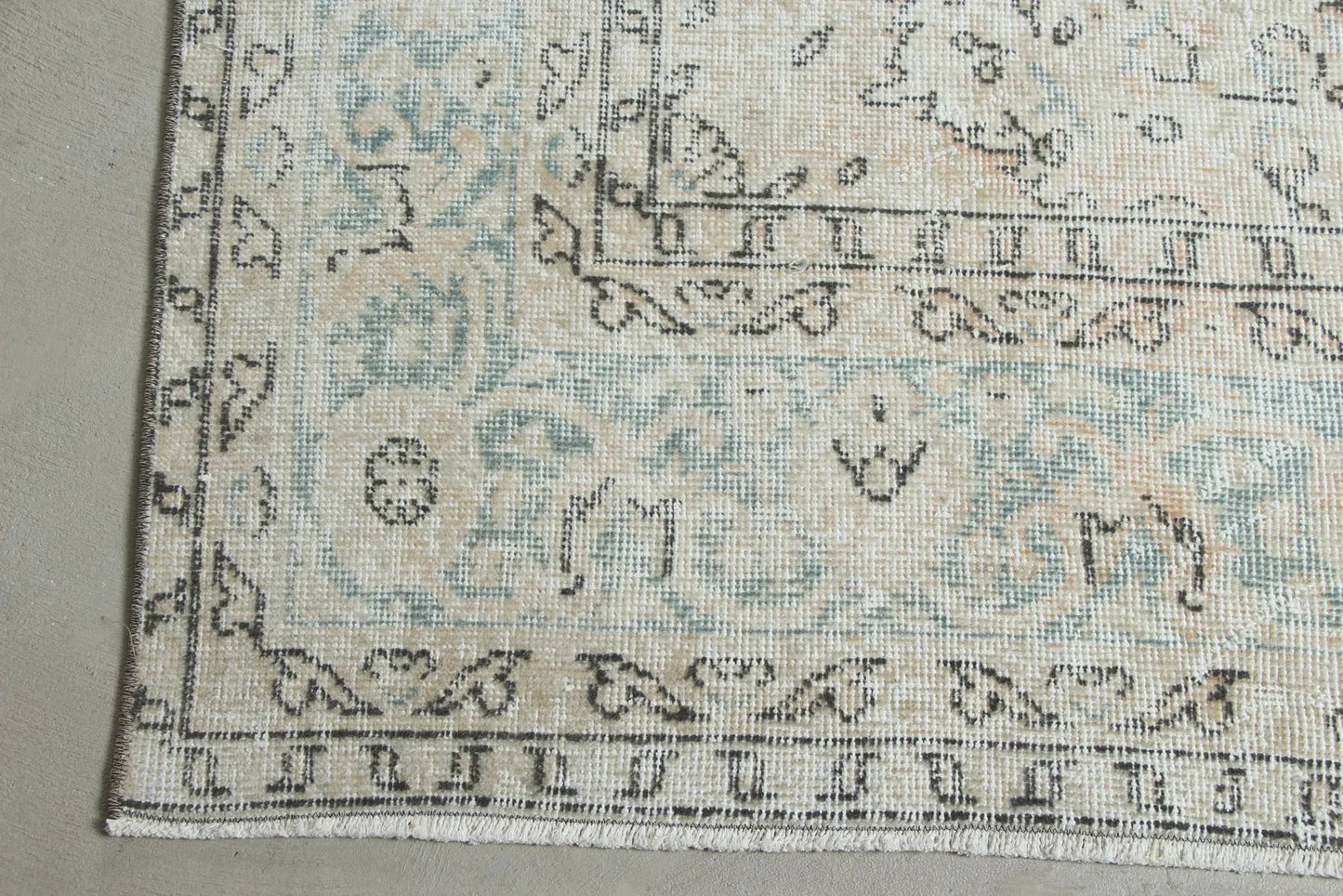 RESERVED XL Vintage Turkish Accent Area Rug 6.8 x 10 ft