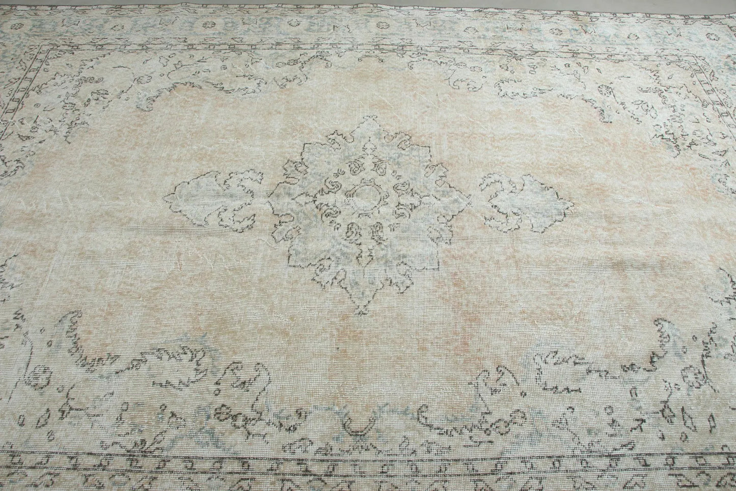RESERVED XL Vintage Turkish Accent Area Rug 6.8 x 10 ft