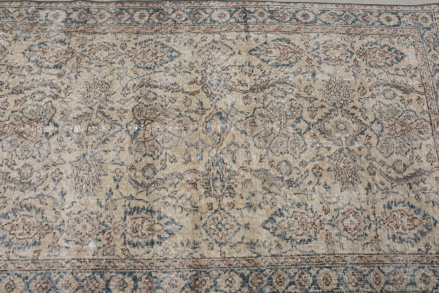 Vintage Turkish Accent Area rug 3.5 x 6 ft