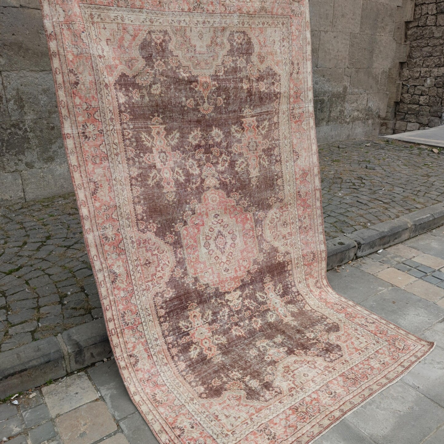 Vintage Turkish Accent Area rug 4.9 x 8.5 ft