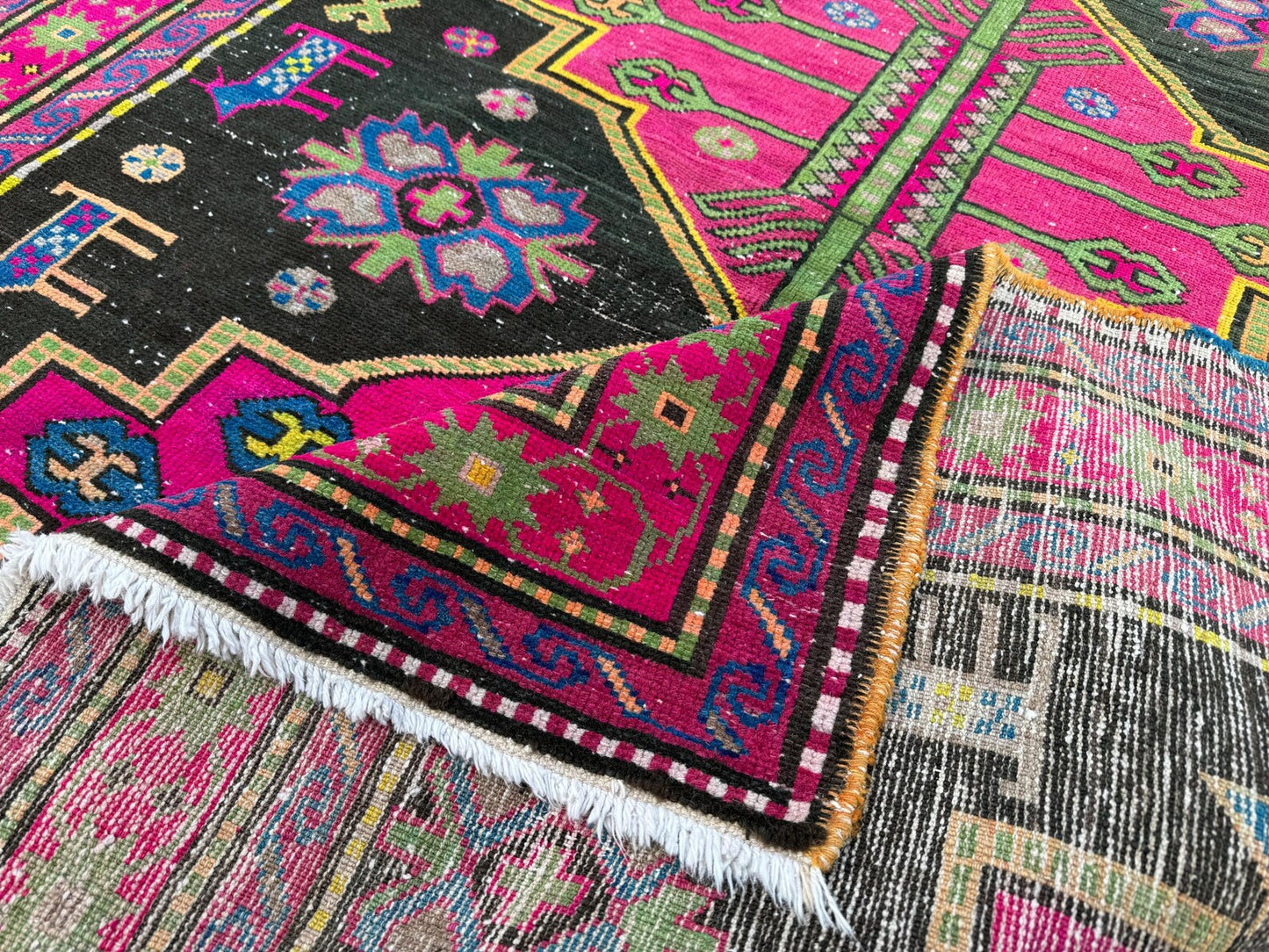 XL Vintage Turkish Accent Area Rug 5.5 x 9.5 ft