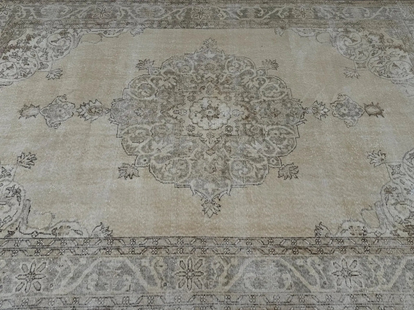 XL Vintage Turkish Accent Area Rug 7.5 x 11.5 ft