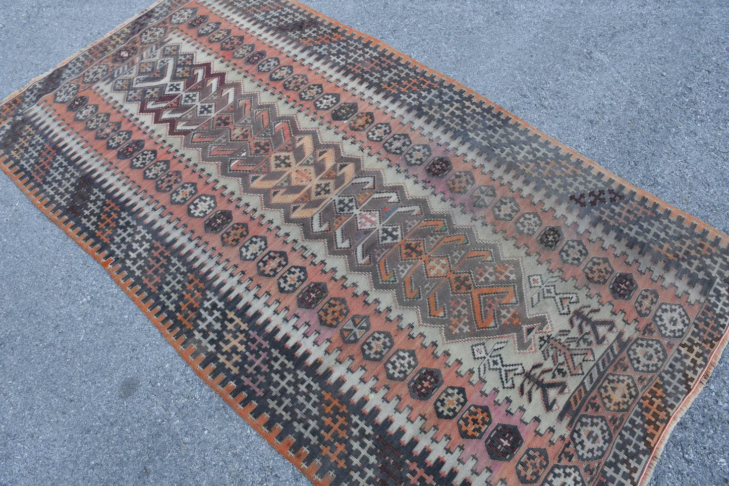Vintage Turkish Accent Area rug 3.9 x 7.1 ft