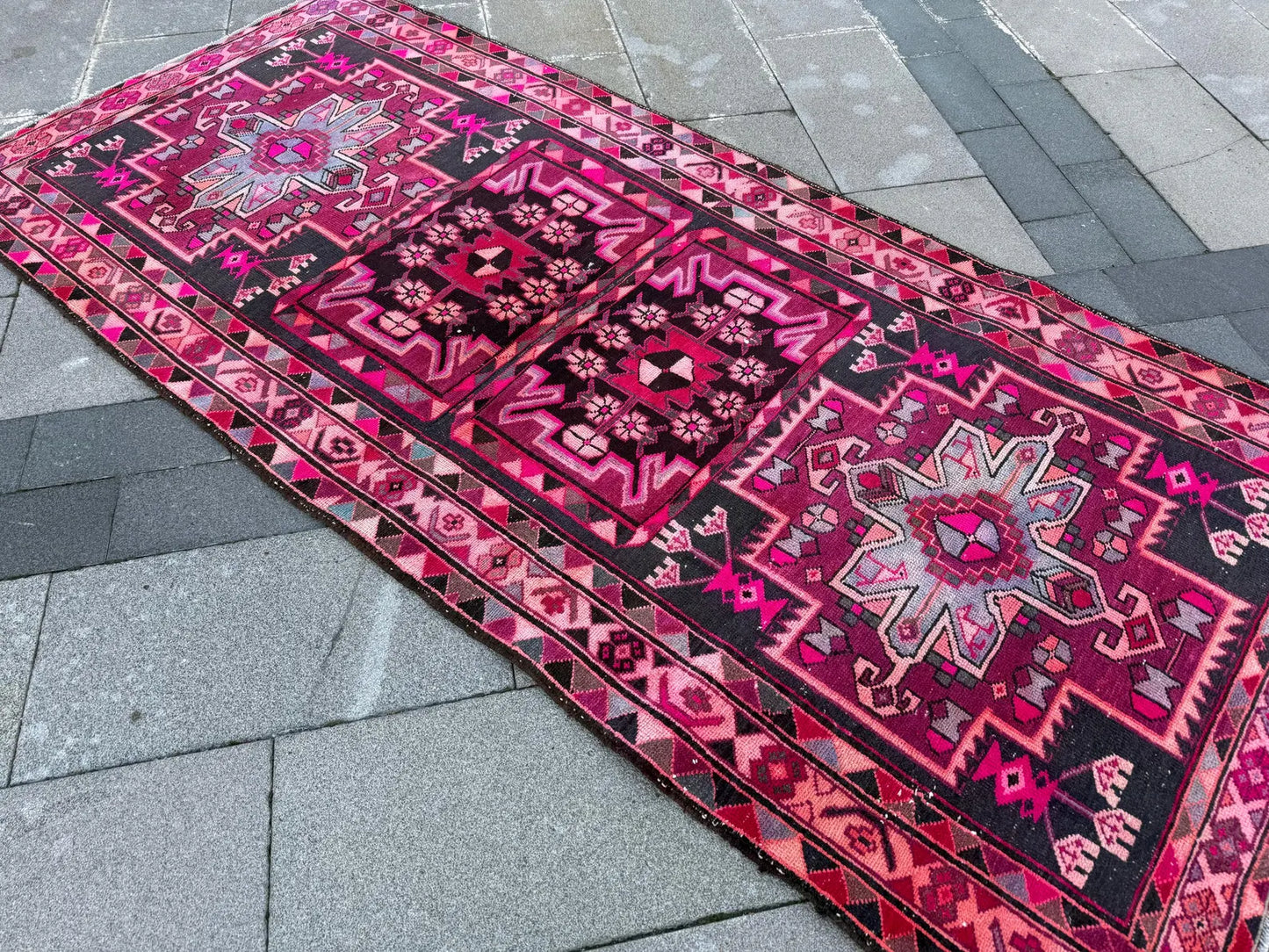 Vintage Persian Accent Area Rug 3.7 x 8.2 ft