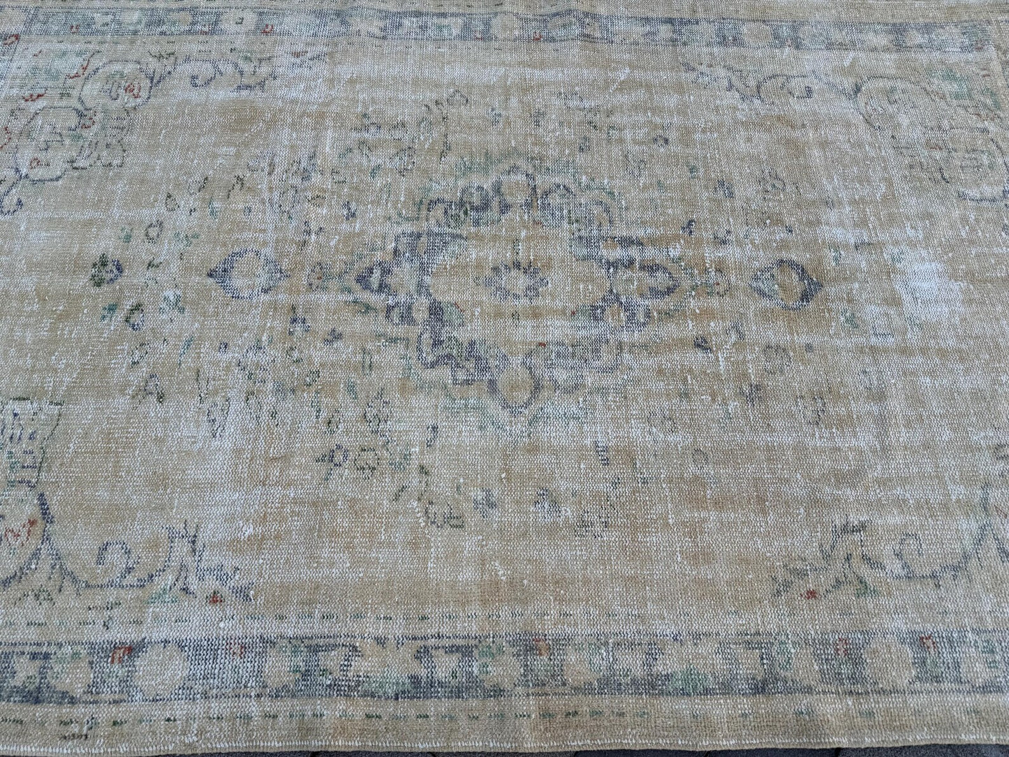 XL Vintage Turkish Accent Area Rug 6 x 8.8 ft
